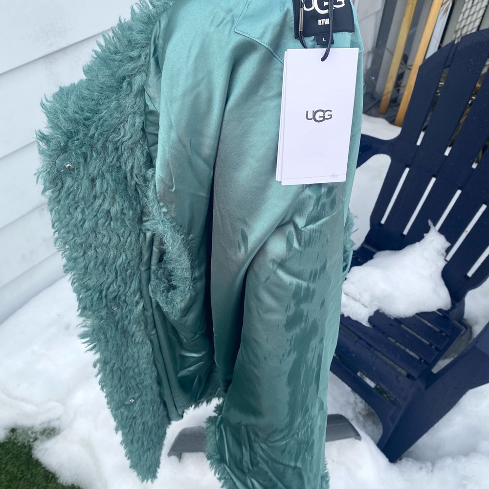 Lady’s vest size L - Picture 6 of 7